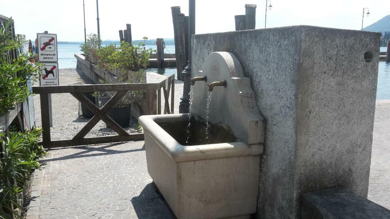 Appartamento Lido 'With Parking Space Included' Toscolano Maderno Exterior foto