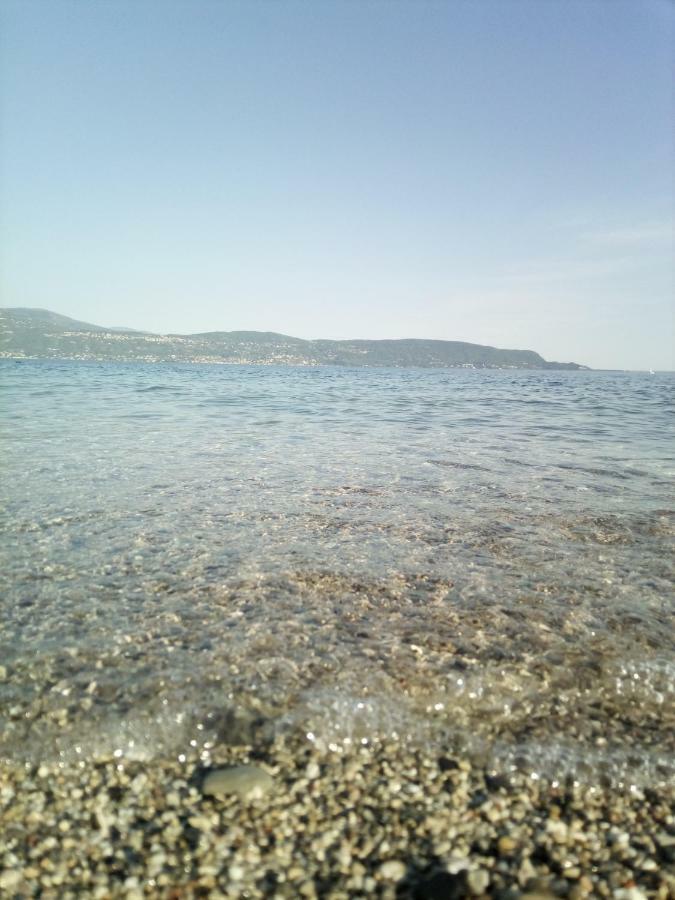 Appartamento Lido 'With Parking Space Included' Toscolano Maderno Exterior foto